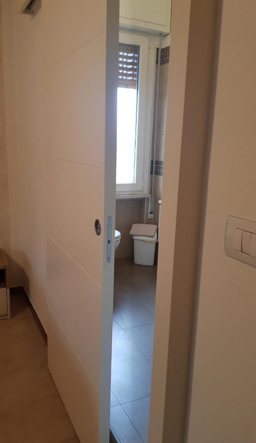 Hotel Margherita Meuble Sirmione Bagian luar foto