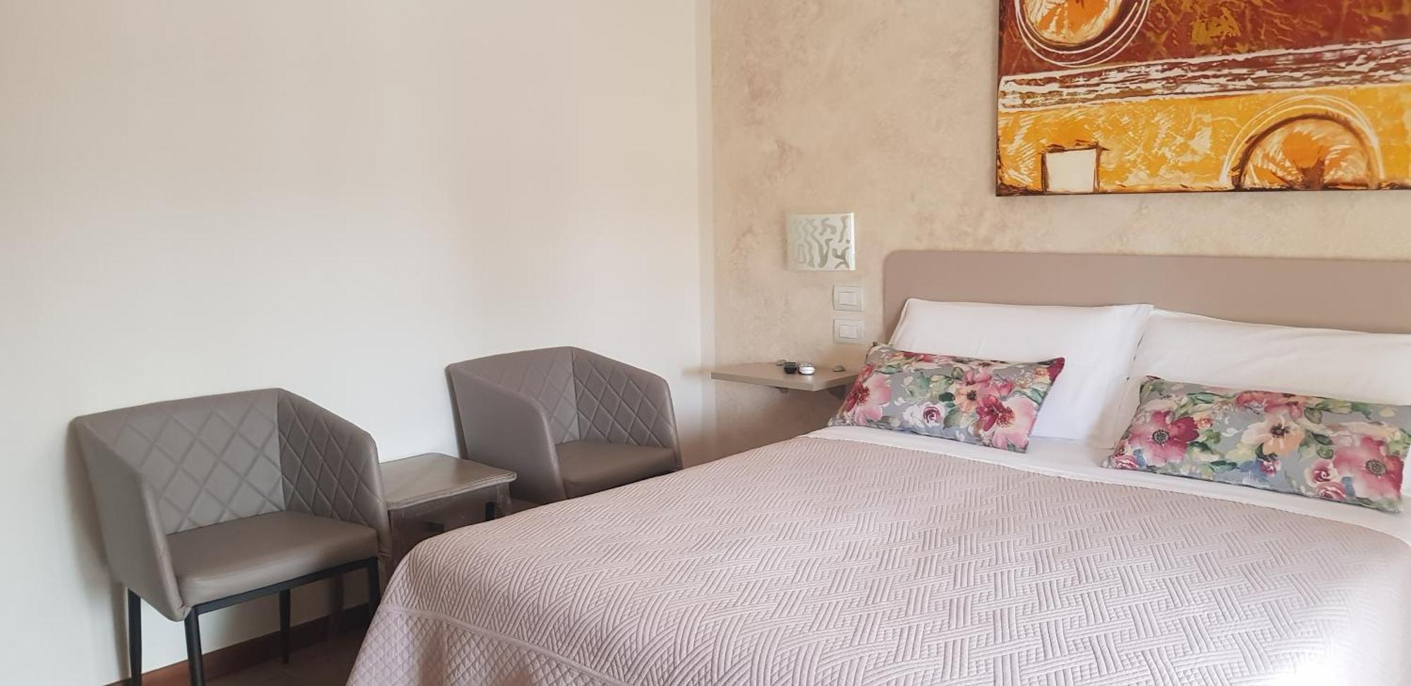 Hotel Margherita Meuble Sirmione Ruang foto