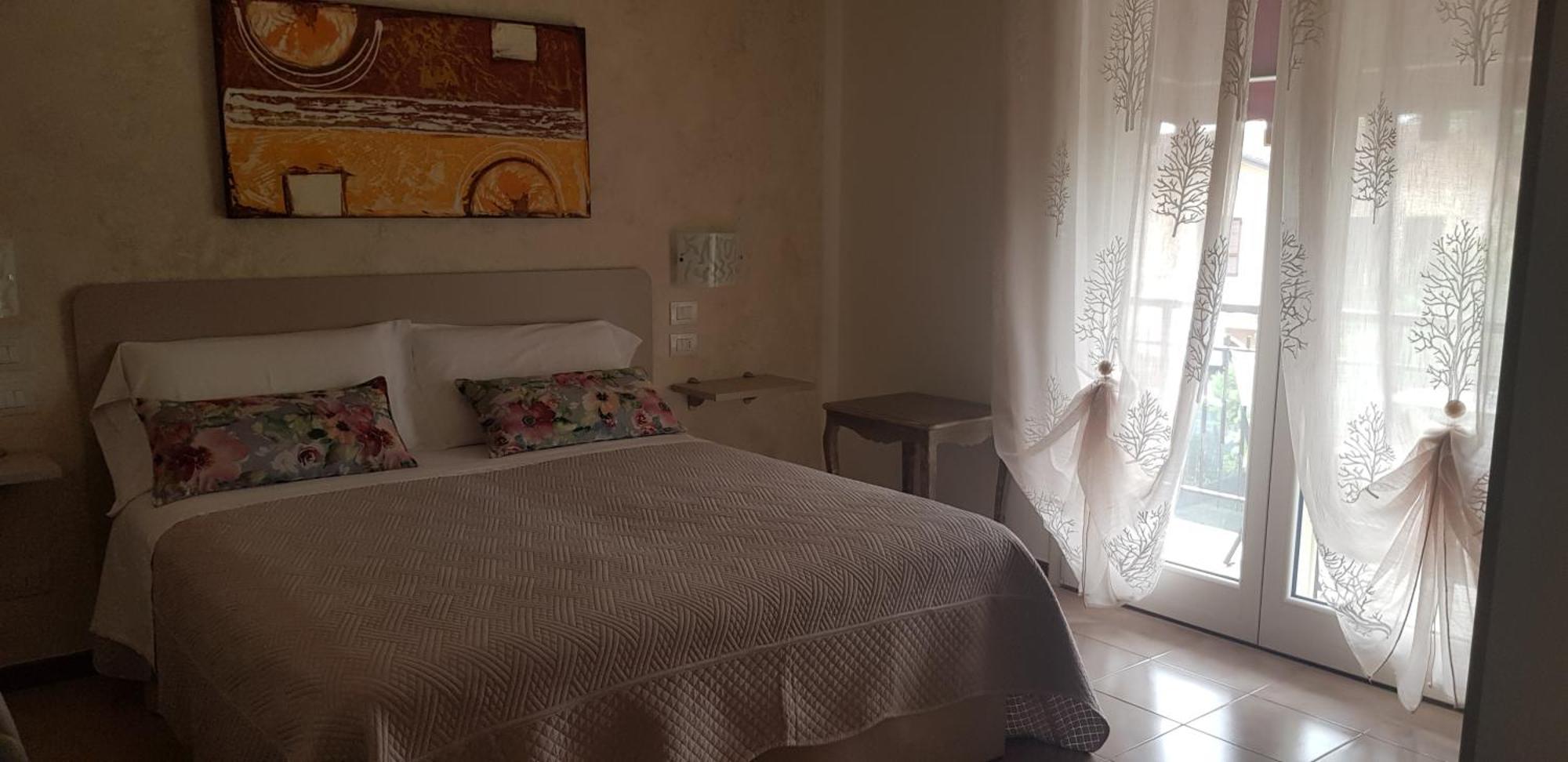 Hotel Margherita Meuble Sirmione Ruang foto