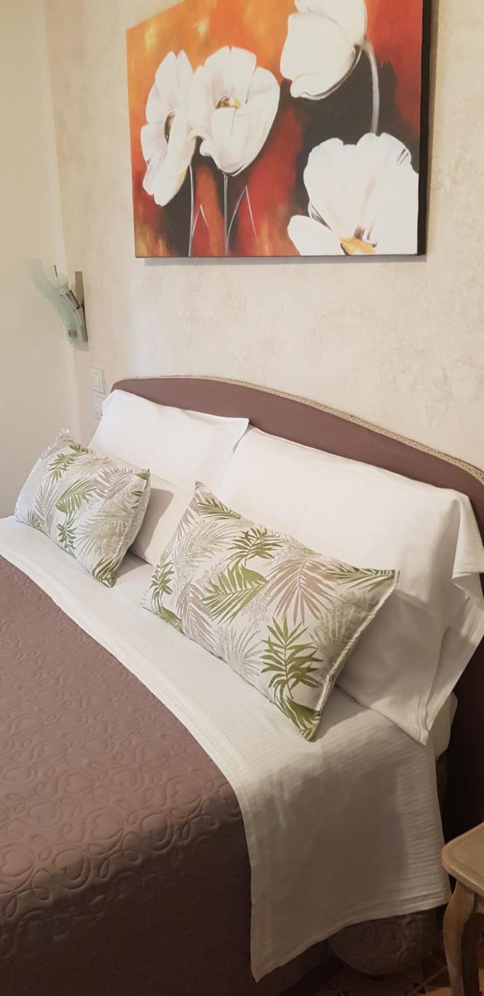 Hotel Margherita Meuble Sirmione Ruang foto