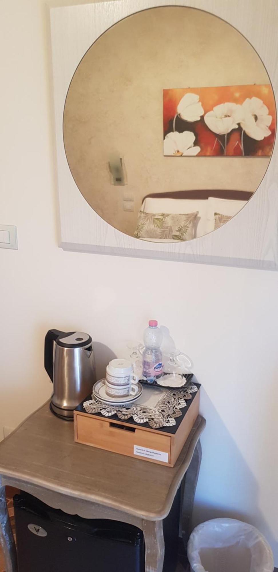Hotel Margherita Meuble Sirmione Ruang foto