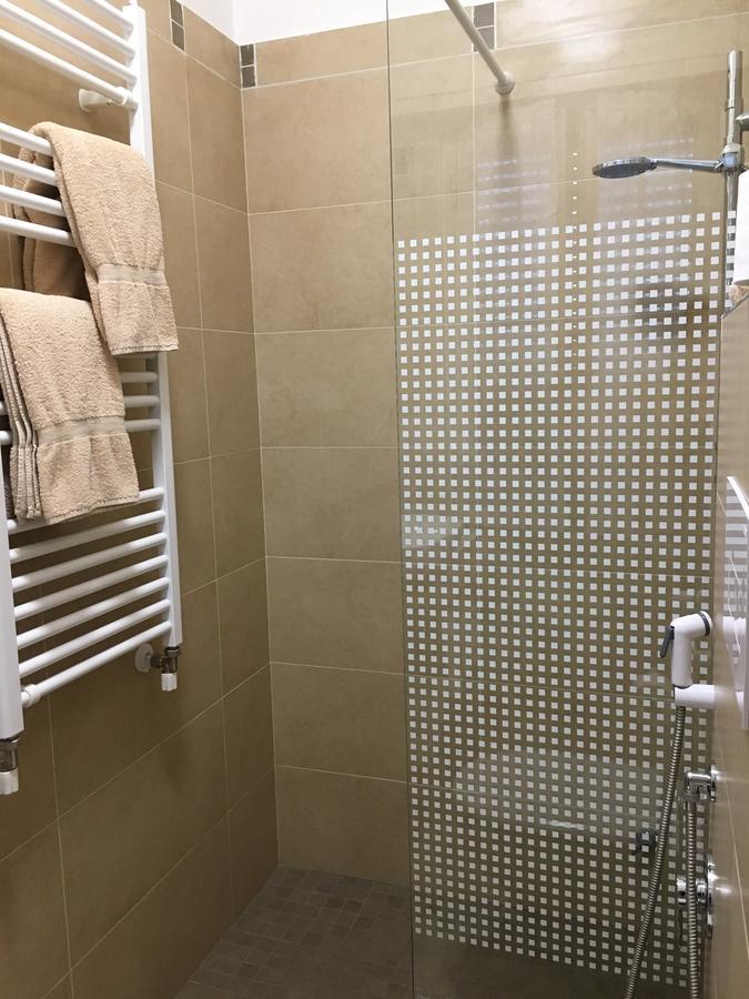 Hotel Margherita Meuble Sirmione Bagian luar foto